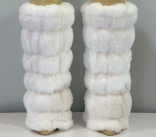 NEW! warmth bootluxe white faux fur boot cut leg warmers